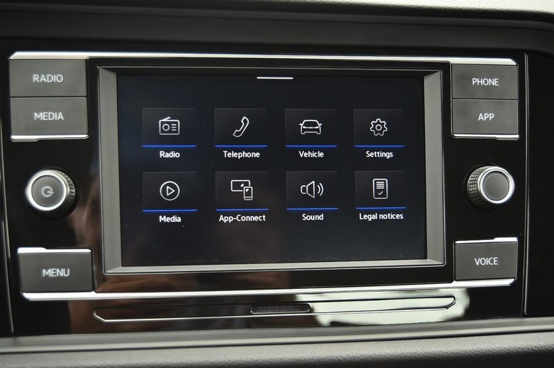 Volkswagen Jetta Vehicle Image 14