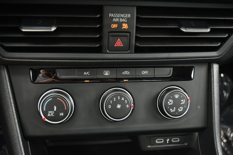 Volkswagen Jetta Vehicle Image 15