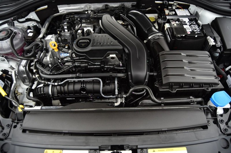 Volkswagen Jetta Vehicle Image 23