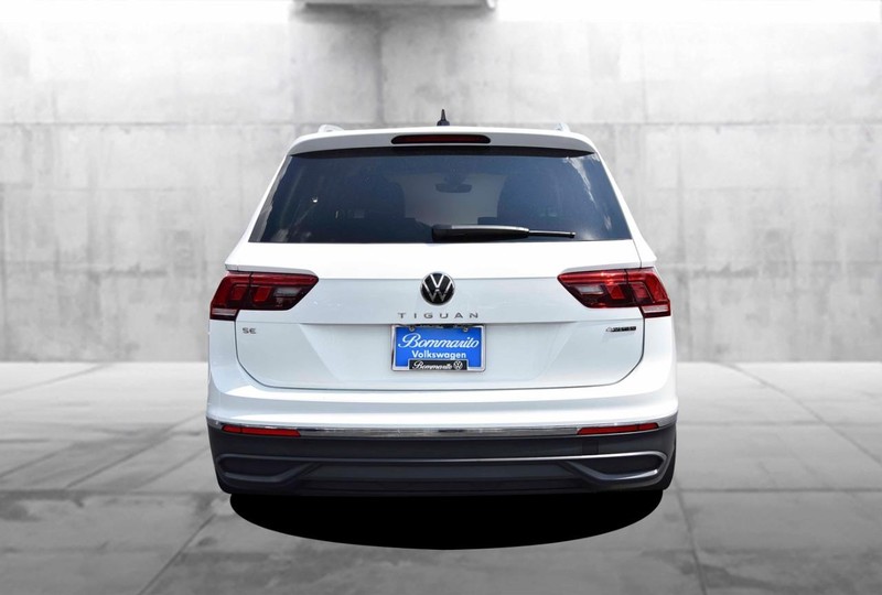 Volkswagen Tiguan Vehicle Image 06