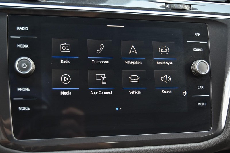 Volkswagen Tiguan Vehicle Image 14