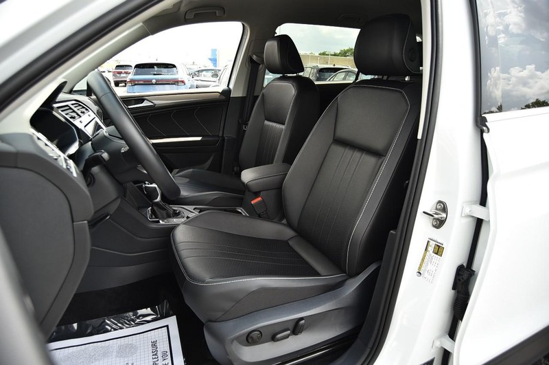 Volkswagen Tiguan Vehicle Image 20