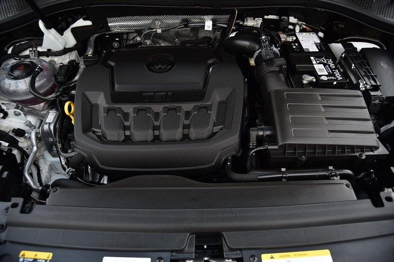 Volkswagen Tiguan Vehicle Image 27