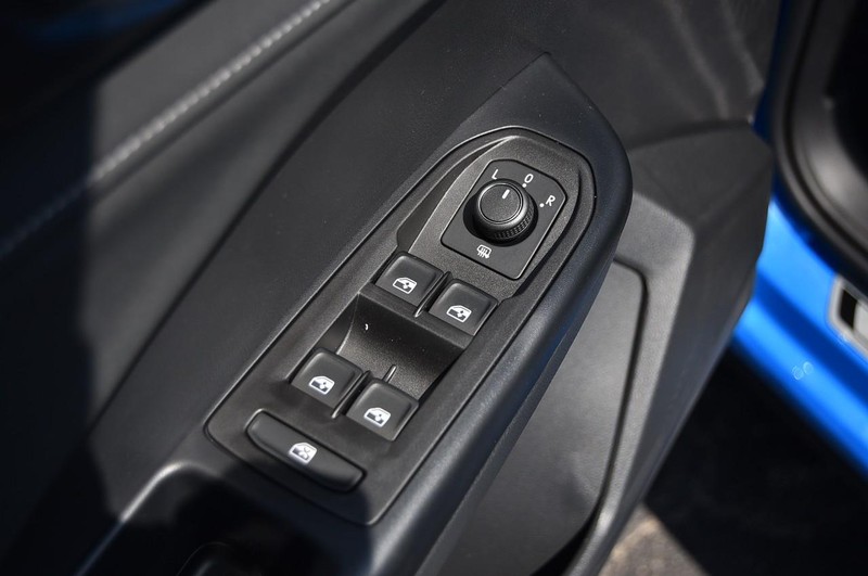 Volkswagen Taos Vehicle Image 08