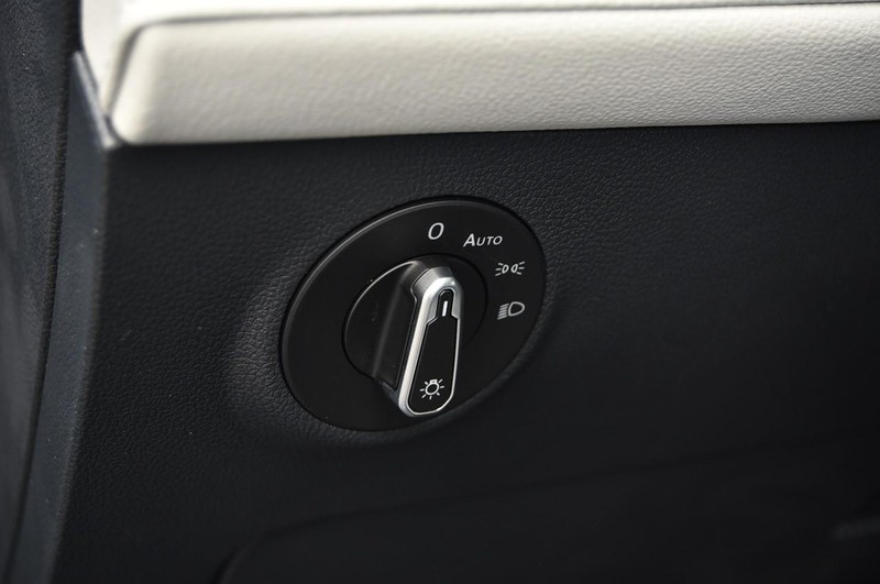 Volkswagen Taos Vehicle Image 10