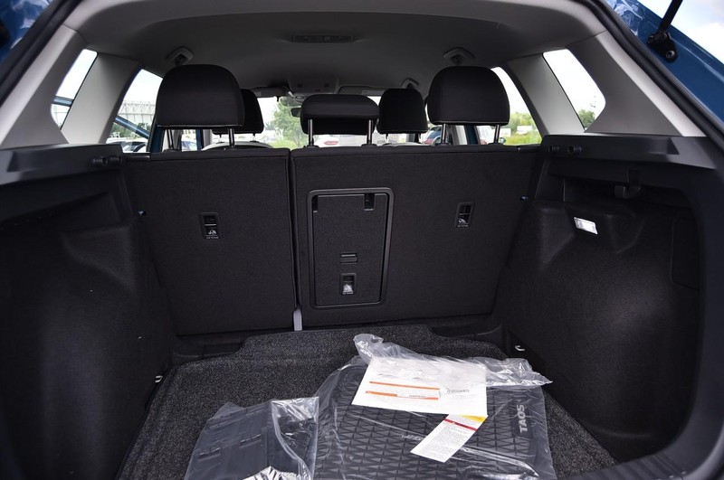 Volkswagen Taos Vehicle Image 21