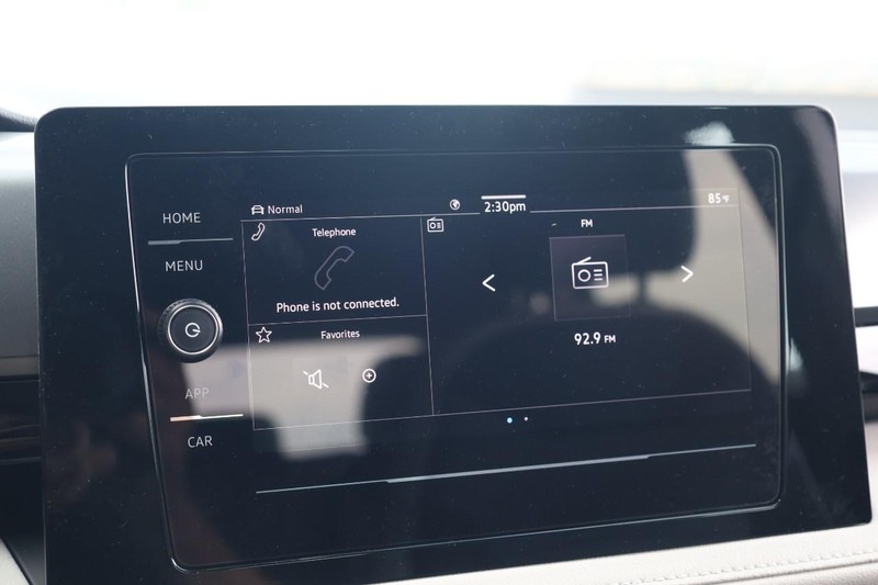 Volkswagen Taos Vehicle Image 11