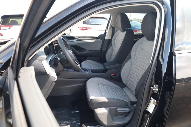 Volkswagen Tiguan Vehicle Image 08