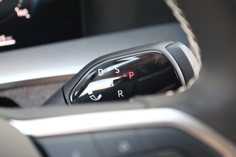 Volkswagen Tiguan Vehicle Image 15