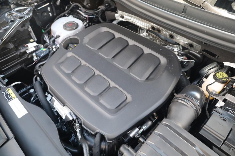 Volkswagen Tiguan Vehicle Image 22
