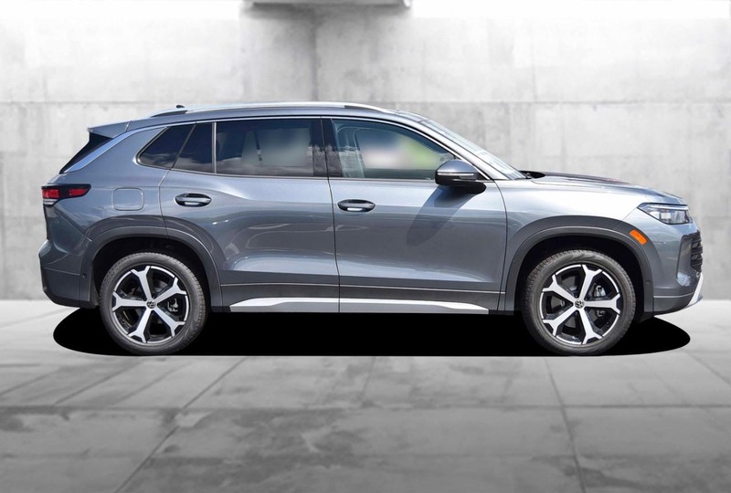 Volkswagen Tiguan Vehicle Image 05