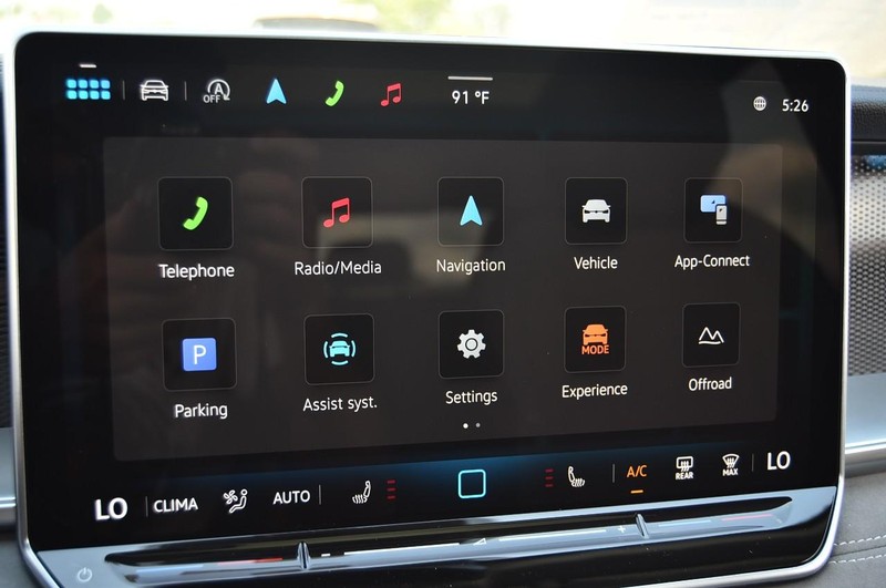 Volkswagen Tiguan Vehicle Image 14