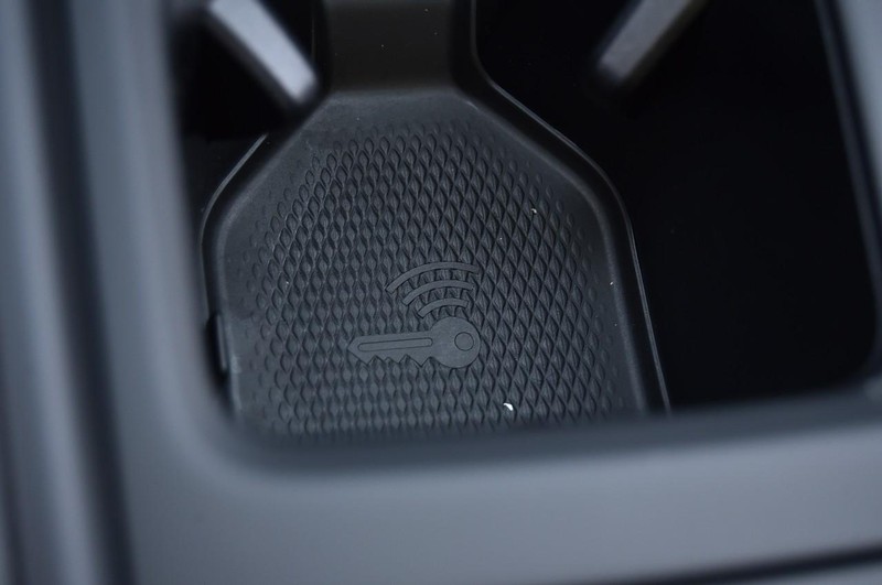 Volkswagen Tiguan Vehicle Image 15