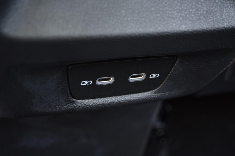Volkswagen Tiguan Vehicle Image 23