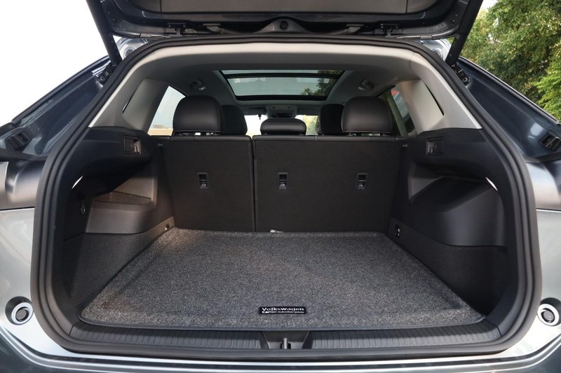 Volkswagen Tiguan Vehicle Image 07