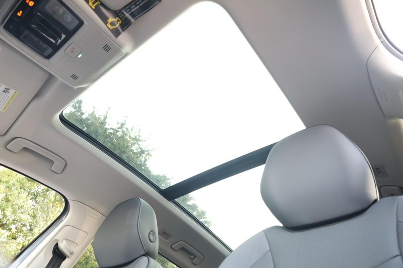 Volkswagen Tiguan Vehicle Image 10