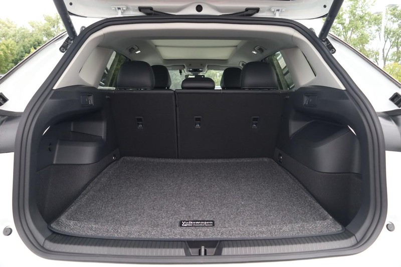 Volkswagen Tiguan Vehicle Image 07