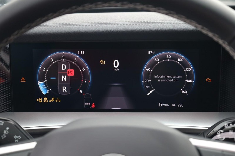 Volkswagen Tiguan Vehicle Image 12
