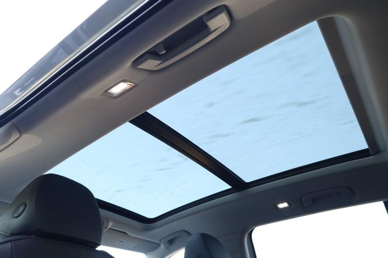 Volkswagen Tiguan Vehicle Image 10