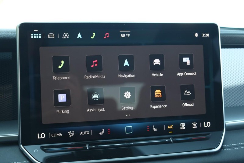 Volkswagen Tiguan Vehicle Image 13