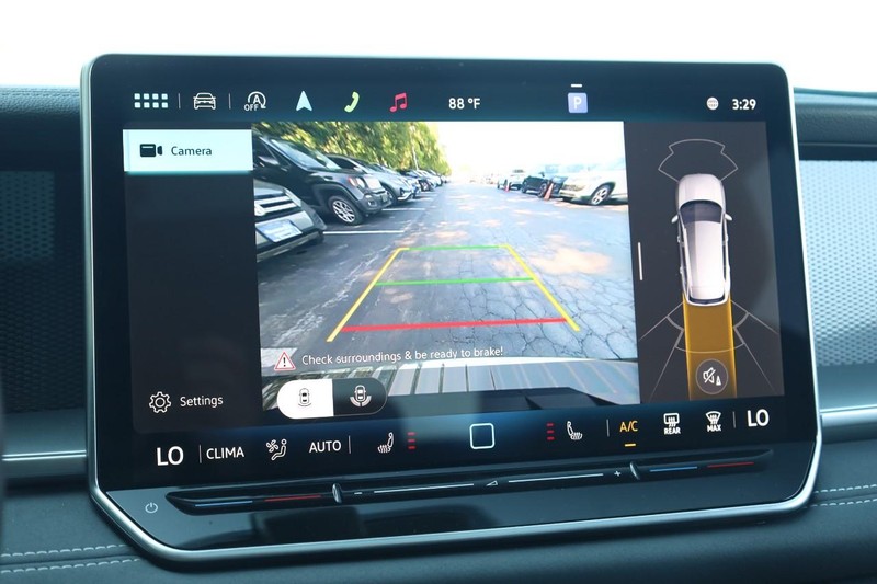 Volkswagen Tiguan Vehicle Image 14