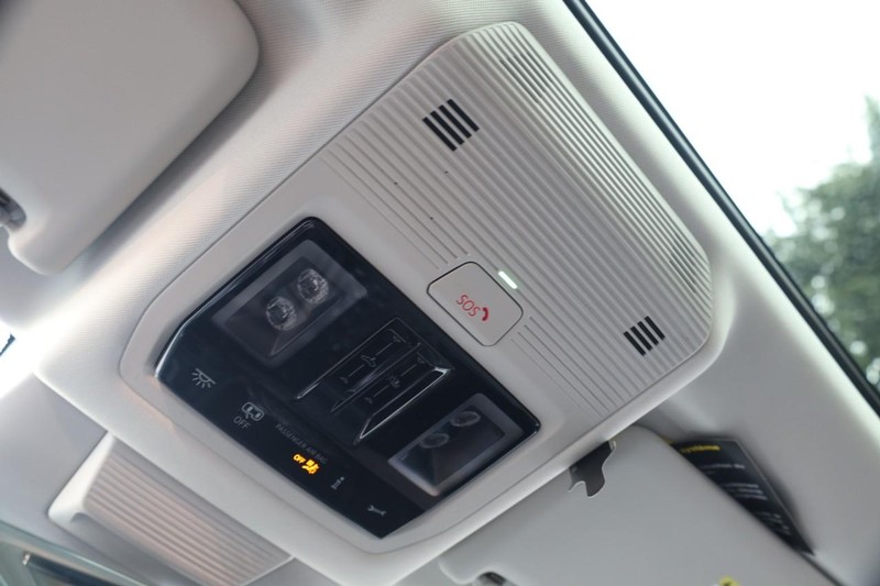 Volkswagen Tiguan Vehicle Image 19