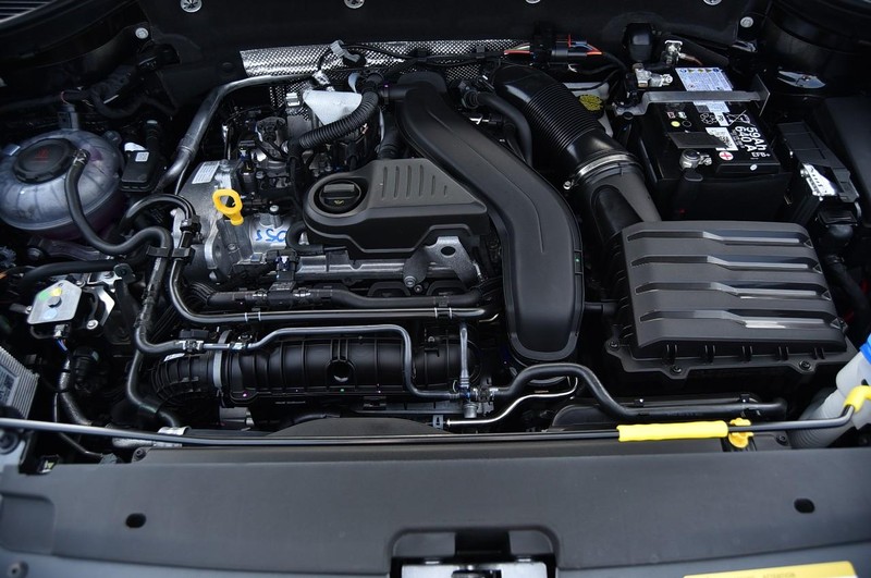 Volkswagen Taos Vehicle Image 25