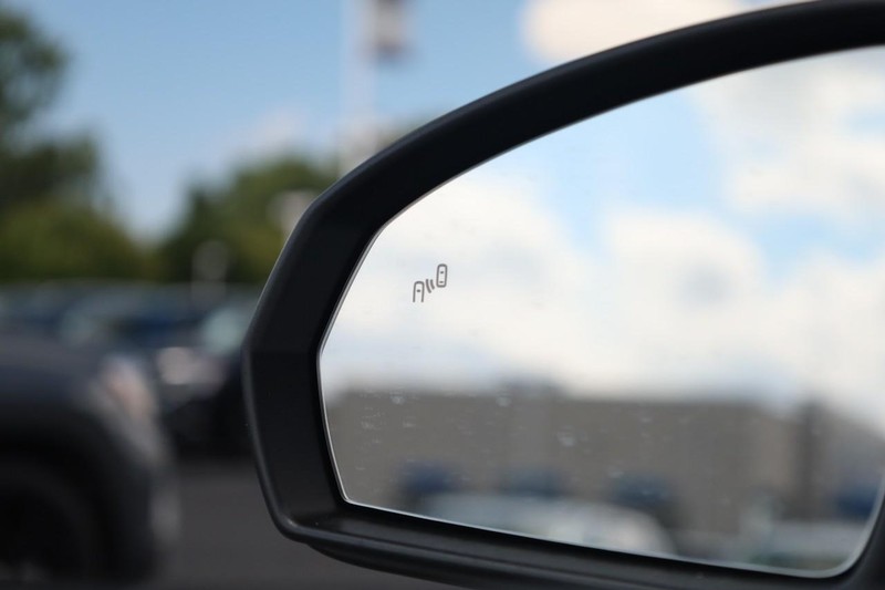 Volkswagen Taos Vehicle Image 19