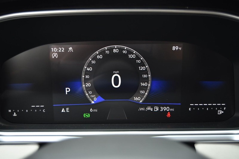 Volkswagen Taos Vehicle Image 11