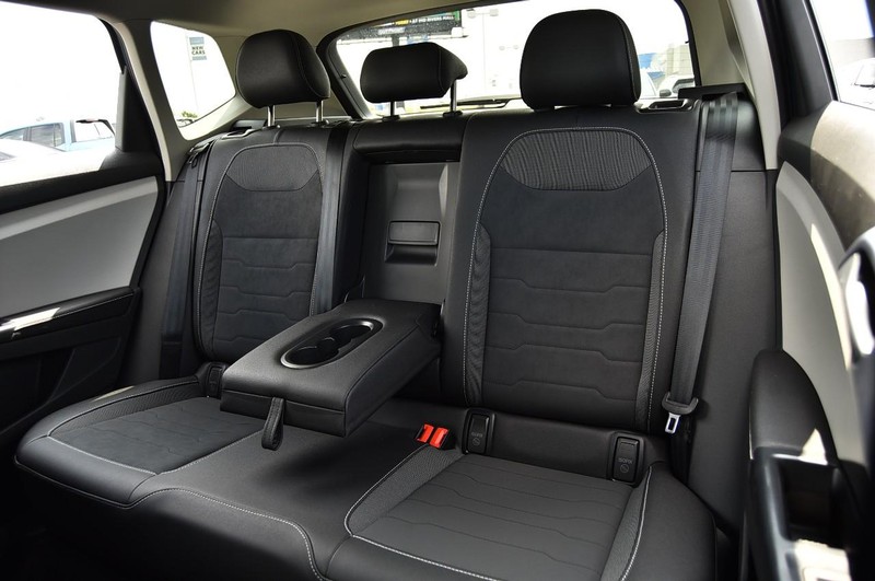 Volkswagen Taos Vehicle Image 21
