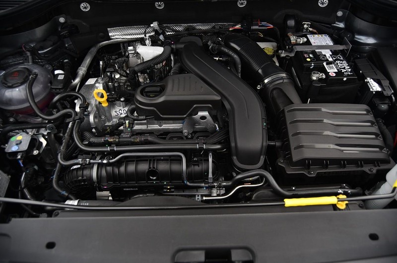 Volkswagen Taos Vehicle Image 25