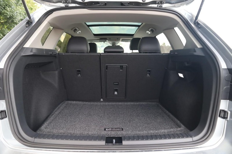 Volkswagen Taos Vehicle Image 07