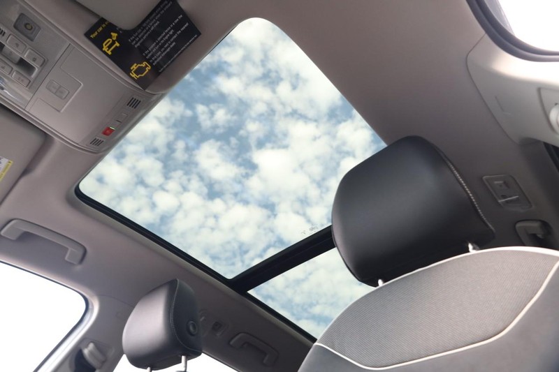 Volkswagen Taos Vehicle Image 10