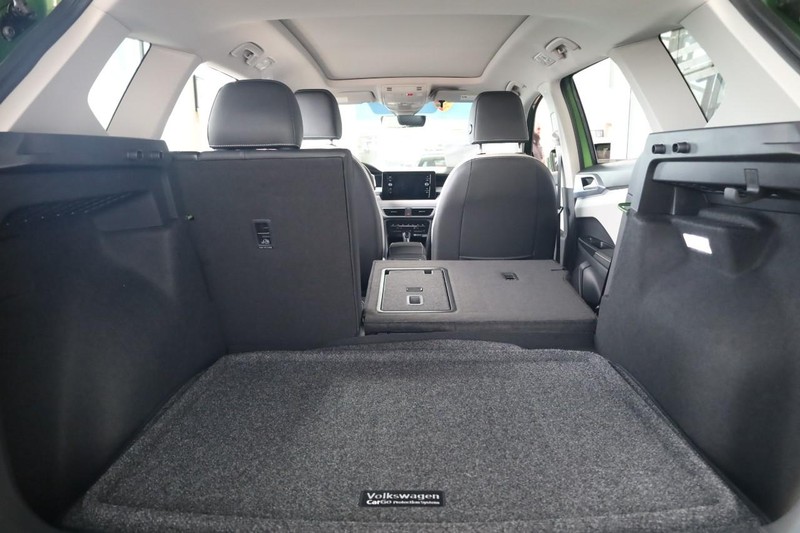 Volkswagen Taos Vehicle Image 07