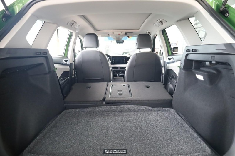 Volkswagen Taos Vehicle Image 08
