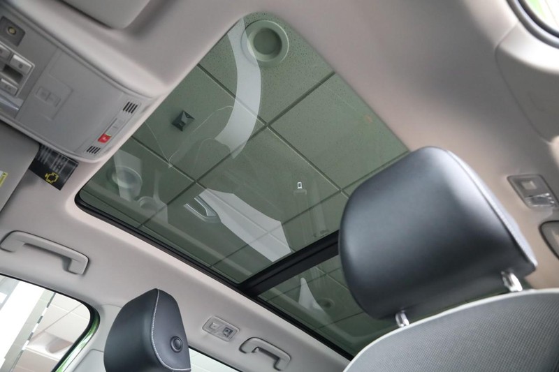 Volkswagen Taos Vehicle Image 10