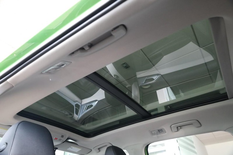 Volkswagen Taos Vehicle Image 11