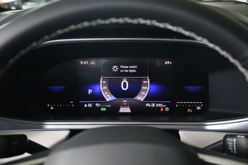 Volkswagen Taos Vehicle Image 13