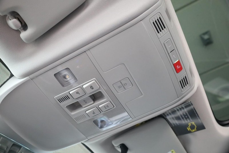 Volkswagen Taos Vehicle Image 18