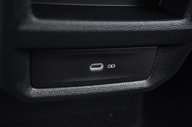 Volkswagen Taos Vehicle Image 24