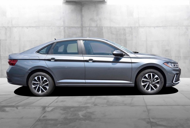 Volkswagen Jetta Vehicle Image 05