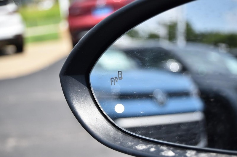 Volkswagen Jetta Vehicle Image 10