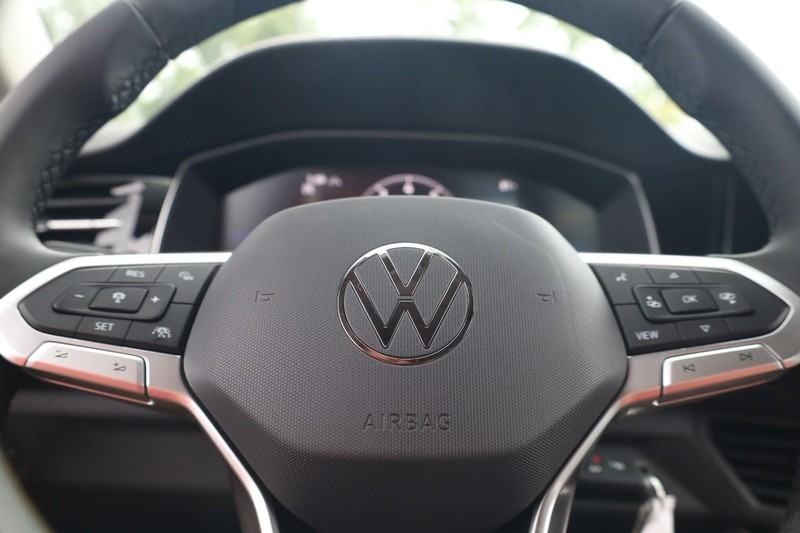Volkswagen Jetta Vehicle Image 09
