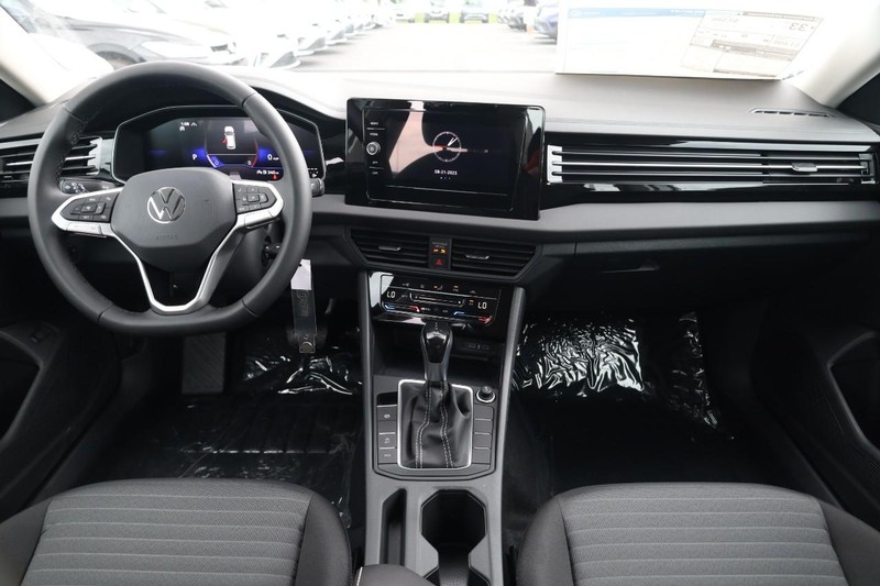 Volkswagen Jetta Vehicle Image 20