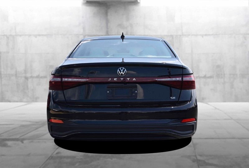 Volkswagen Jetta Vehicle Image 06