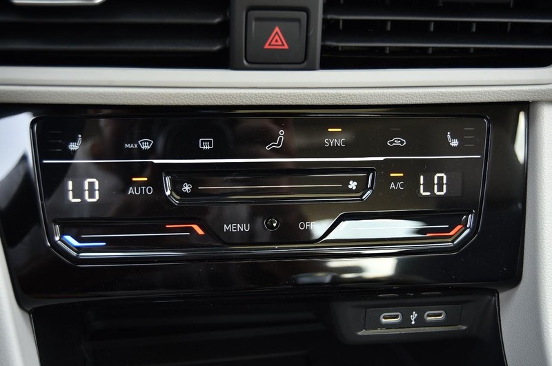 Volkswagen Jetta Vehicle Image 15
