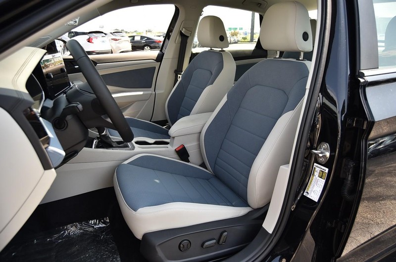 Volkswagen Jetta Vehicle Image 20