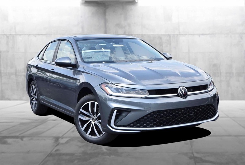 Volkswagen Jetta Vehicle Image 02