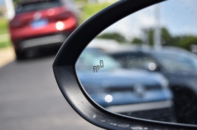 Volkswagen Jetta Vehicle Image 10
