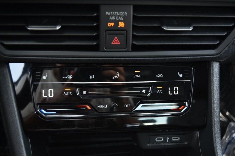 Volkswagen Jetta Vehicle Image 15
